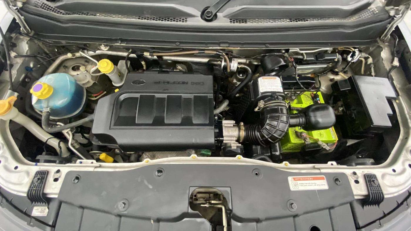2019 Mahindra Kuv100 K2 TRIP CNG, CNG, Manual, 69,726 km, Engine View