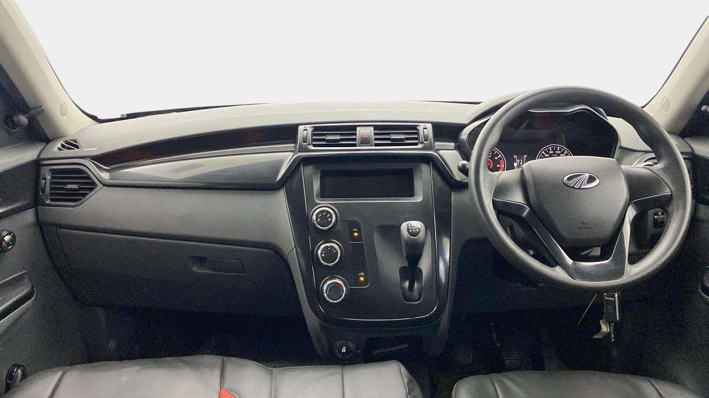 2019 Mahindra Kuv100 K2 TRIP CNG, CNG, Manual, 69,726 km, Dashboard