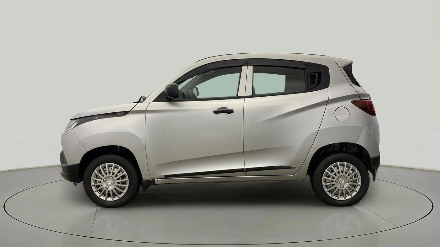 2019 Mahindra Kuv100 K2 TRIP CNG, CNG, Manual, 69,726 km, Left Side