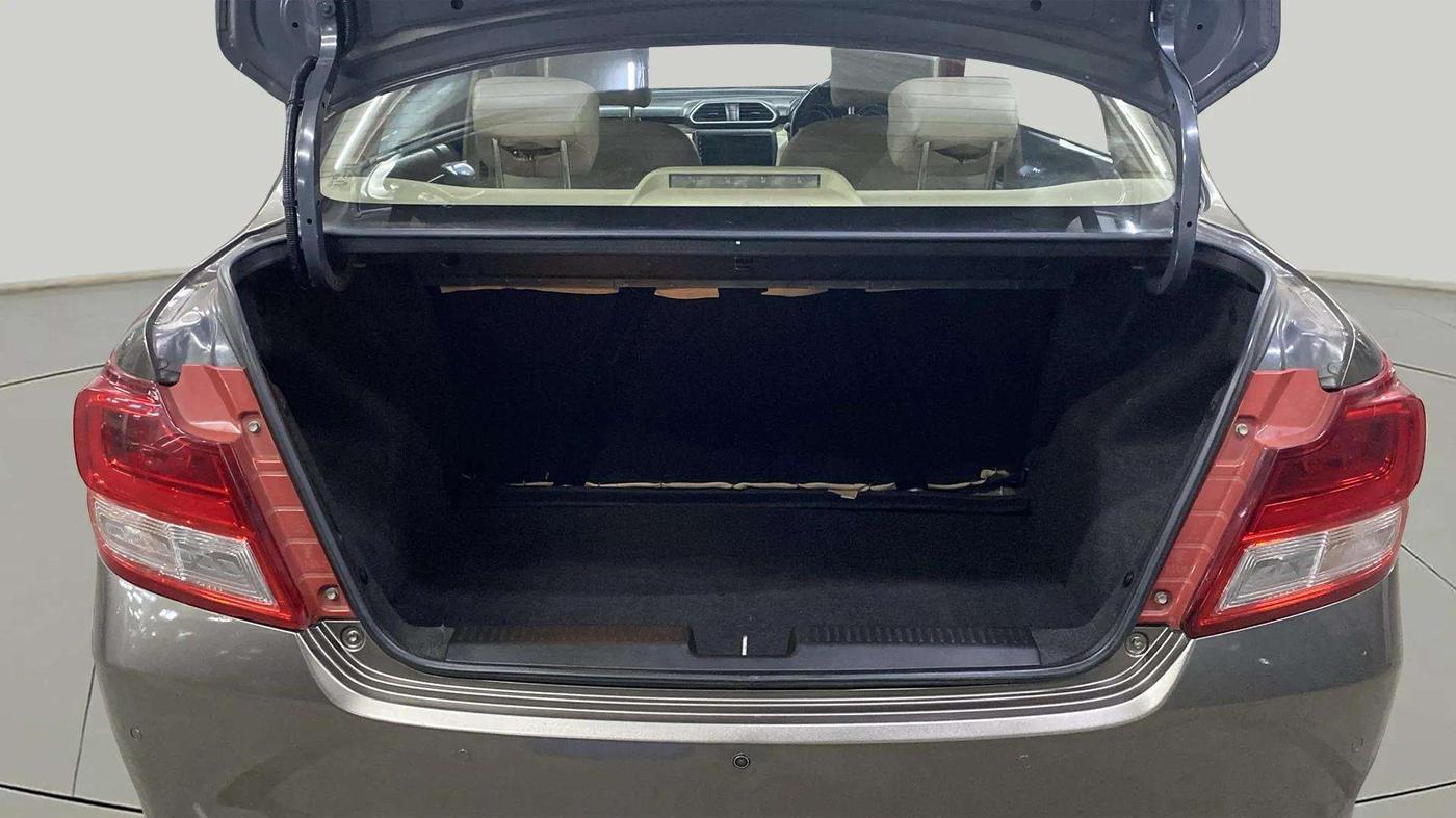 2020 Maruti Dzire ZXI AMT, Petrol, Automatic, 15,756 km, Boot Inside