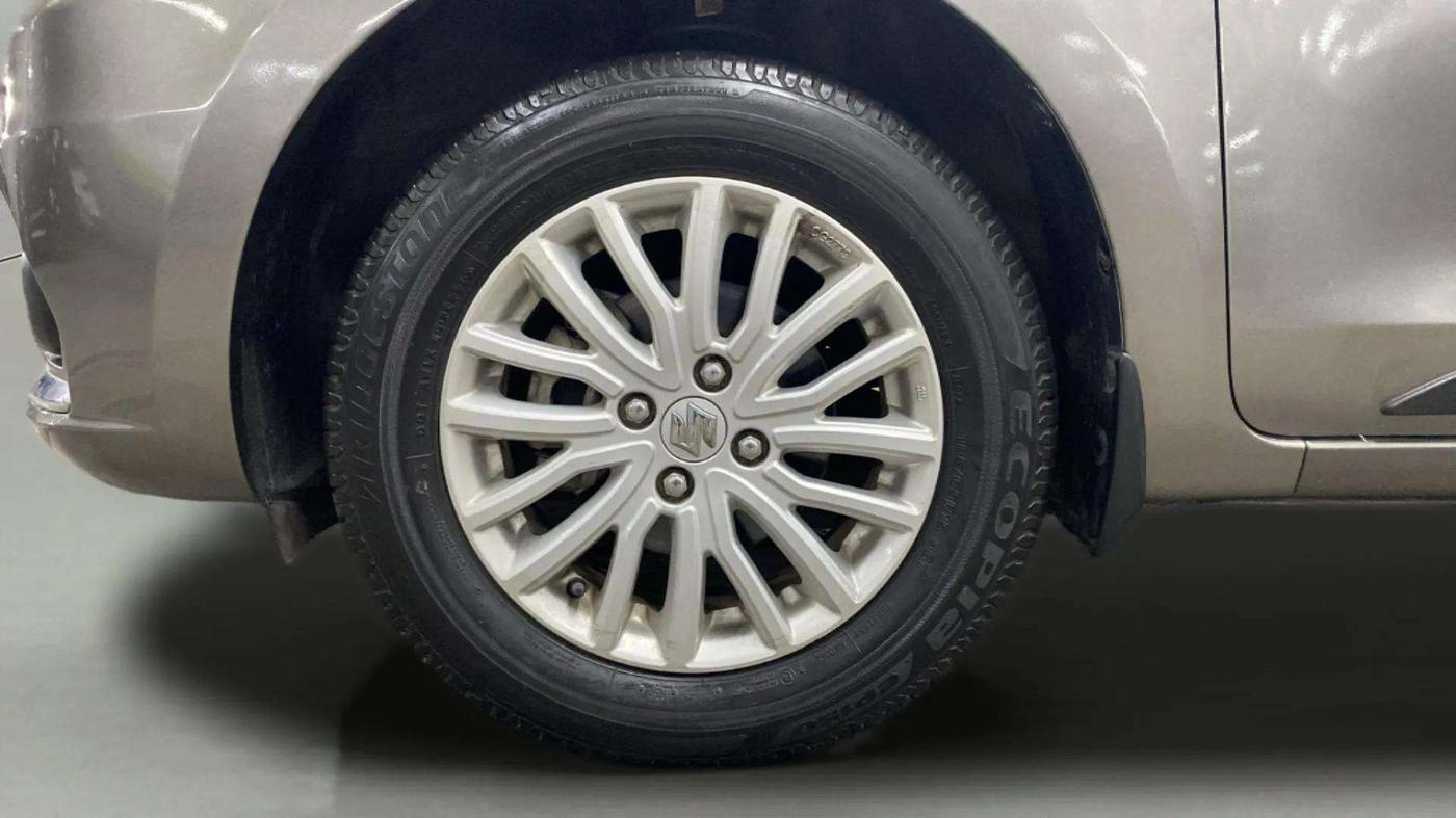 2020 Maruti Dzire ZXI AMT, Petrol, Automatic, 15,756 km, Left Front Wheel