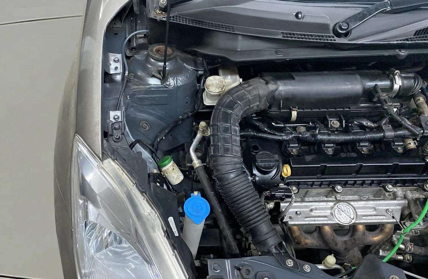 2020 Maruti Dzire ZXI AMT, Petrol, Automatic, 15,756 km, Engine View - Right