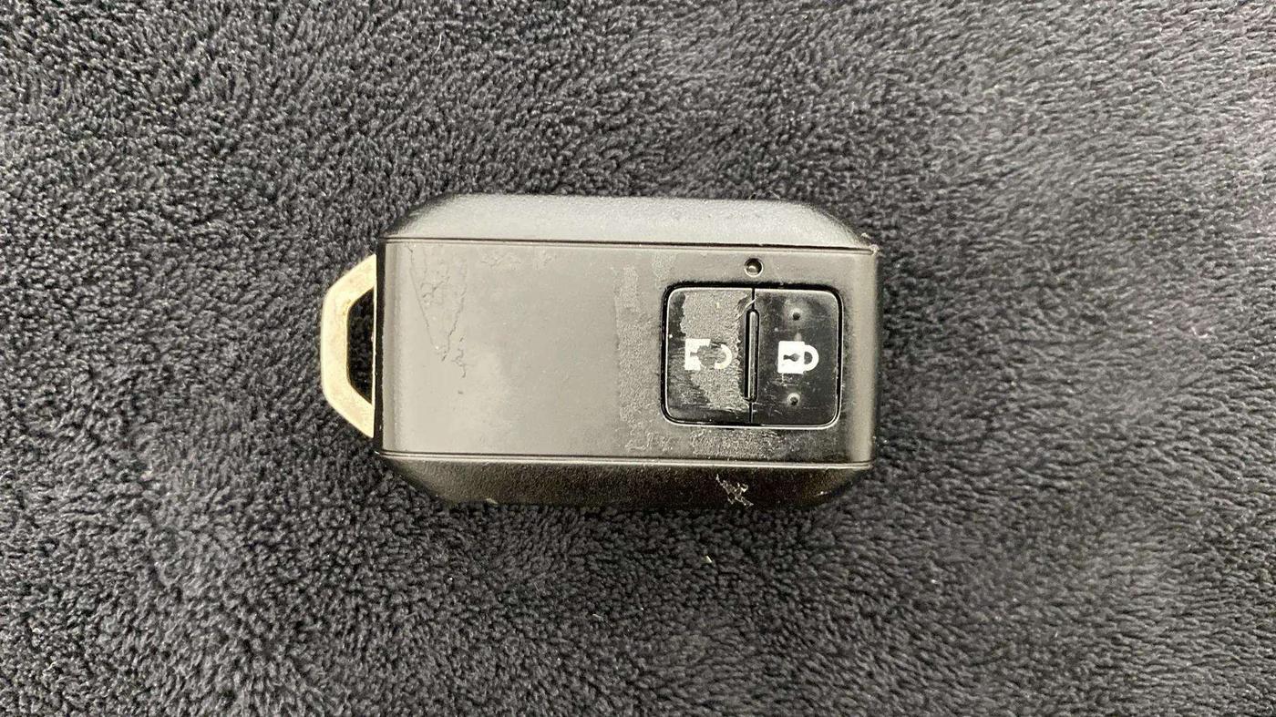2021 Maruti Baleno ZETA PETROL 1.2, Petrol, Manual, 54,856 km, Key Close Up