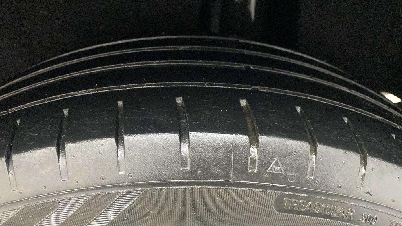 2021 Maruti Baleno ZETA PETROL 1.2, Petrol, Manual, 54,856 km, Left Rear Tyre Tread