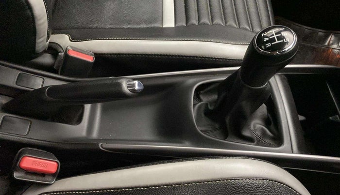 2021 Maruti Baleno ZETA PETROL 1.2, Petrol, Manual, 54,856 km, Gear Lever