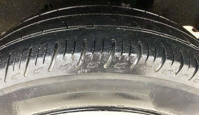 2019 Maruti Baleno DELTA PETROL 1.2, Petrol, Manual, 48,444 km, Left Rear Tyre Tread