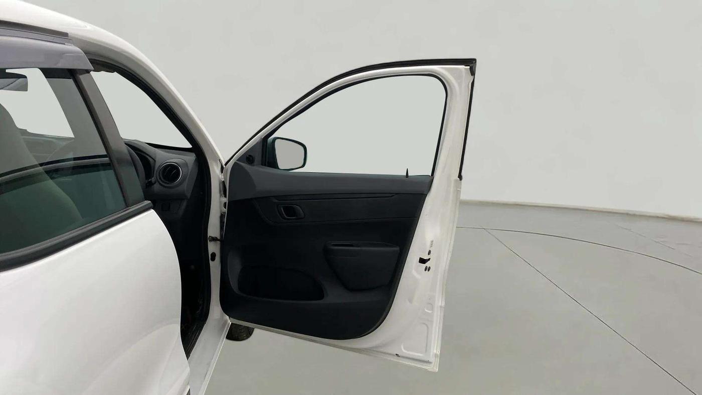 2021 Renault Kwid RXT 1.0 (O), Petrol, Manual, 76,899 km, RHS Front Door