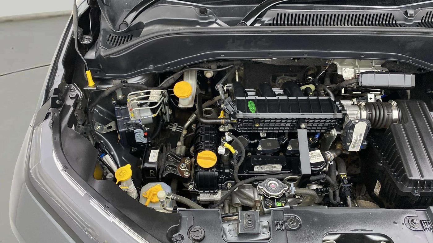 2023 Tata PUNCH PURE MT, Petrol, Manual, 27,253 km, Engine View - Right
