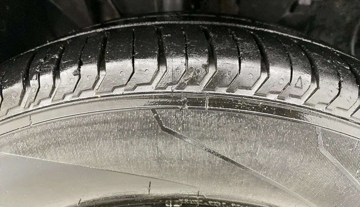 2023 Tata PUNCH PURE MT, Petrol, Manual, 27,253 km, Right Front Tyre Tread