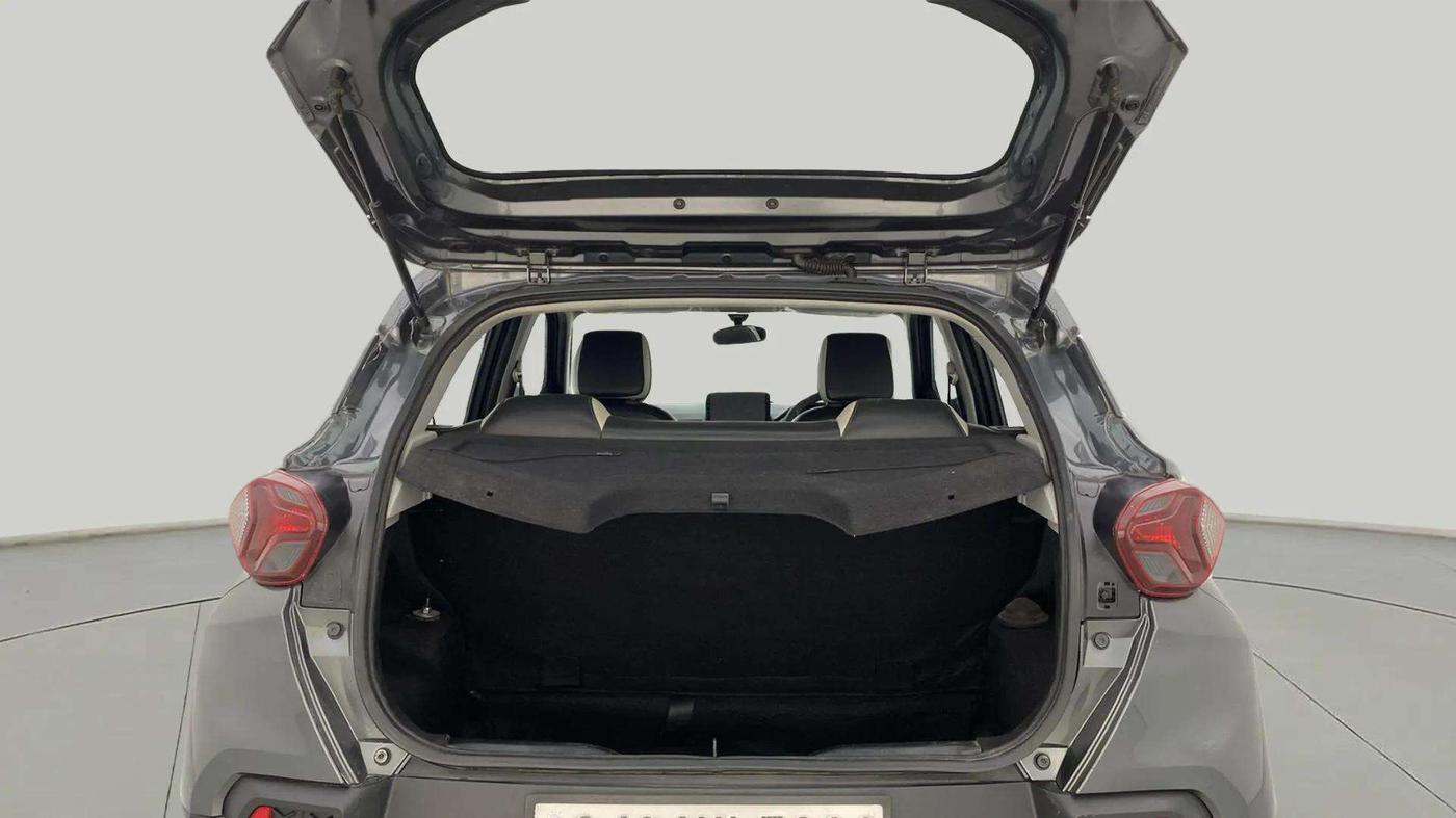 2023 Tata PUNCH PURE MT, Petrol, Manual, 27,253 km, Boot Open Zoomed View