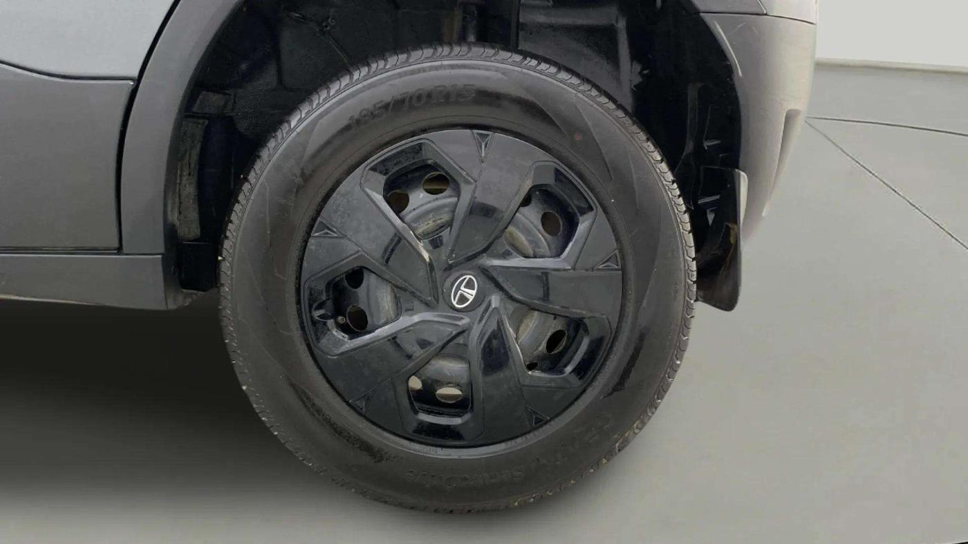 2023 Tata PUNCH PURE MT, Petrol, Manual, 27,253 km, Left Rear Wheel