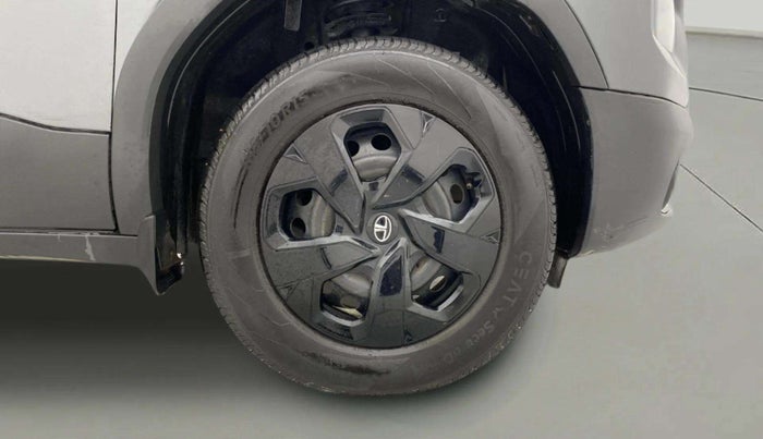 2023 Tata PUNCH PURE MT, Petrol, Manual, 27,253 km, Right Front Wheel