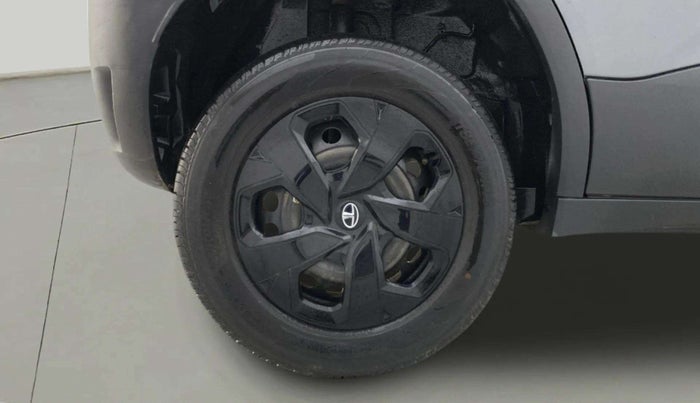 2023 Tata PUNCH PURE MT, Petrol, Manual, 27,253 km, Right Rear Wheel