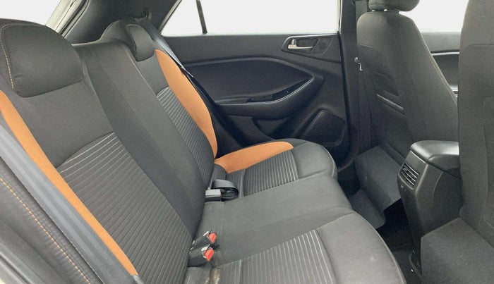 2017 Hyundai i20 Active 1.2 S, Petrol, Manual, 62,082 km, Right Side Rear Door Cabin