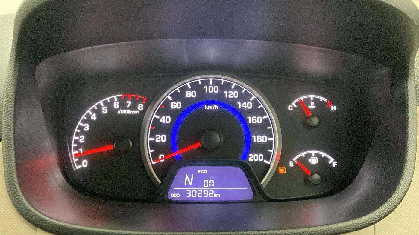 2019 Hyundai Grand i10 SPORTZ AT 1.2 KAPPA VTVT, Petrol, Automatic, 30,336 km, Odometer Image