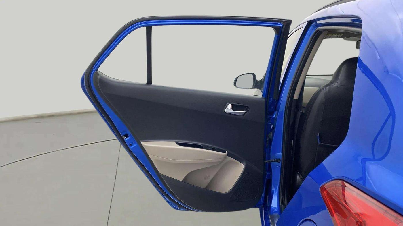 2019 Hyundai Grand i10 SPORTZ AT 1.2 KAPPA VTVT, Petrol, Automatic, 30,336 km, LHS Rear Door