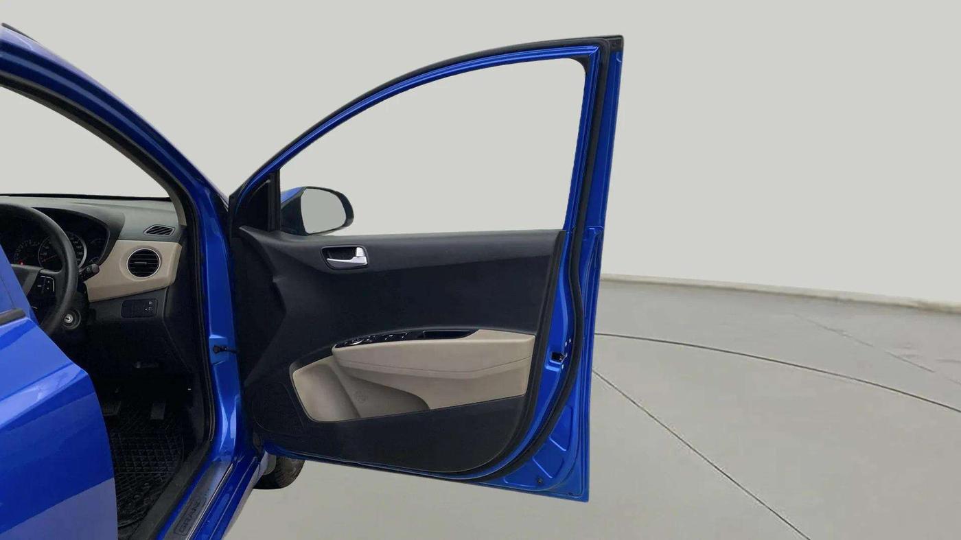 2019 Hyundai Grand i10 SPORTZ AT 1.2 KAPPA VTVT, Petrol, Automatic, 30,336 km, RHS Front Door