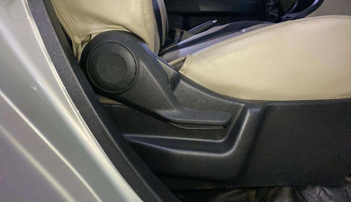 2023 Maruti New Wagon-R VXI 1.0, Petrol, Manual, 12,708 km, Driver Side Adjustment Panel