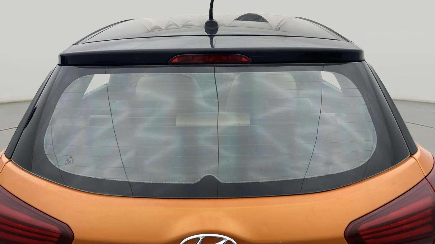 2018 Hyundai Elite i20 ASTA 1.2 DUAL TONE, Petrol, Manual, 76,484 km, Rear Windshield