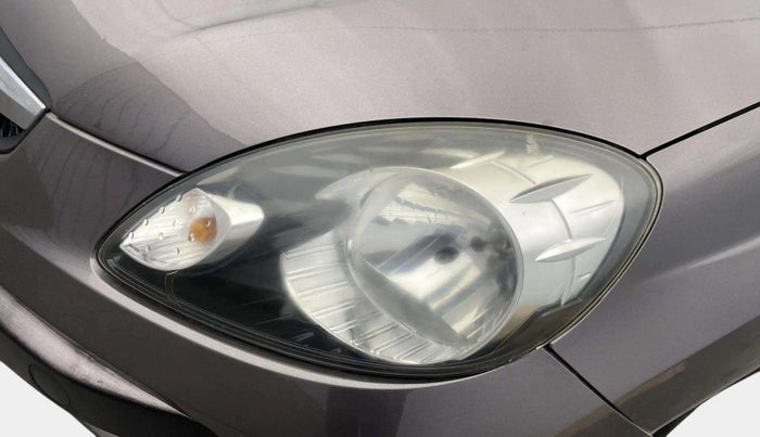 2014 Honda Brio V MT, Petrol, Manual, 24,291 km, Left headlight - < 2 inches,no. = 2