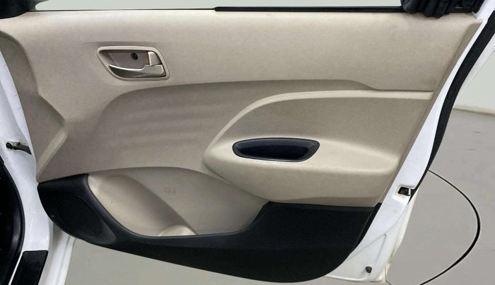 2019 Hyundai NEW SANTRO SPORTZ MT, Petrol, Manual, 19,993 km, Driver Side Door Panels Control