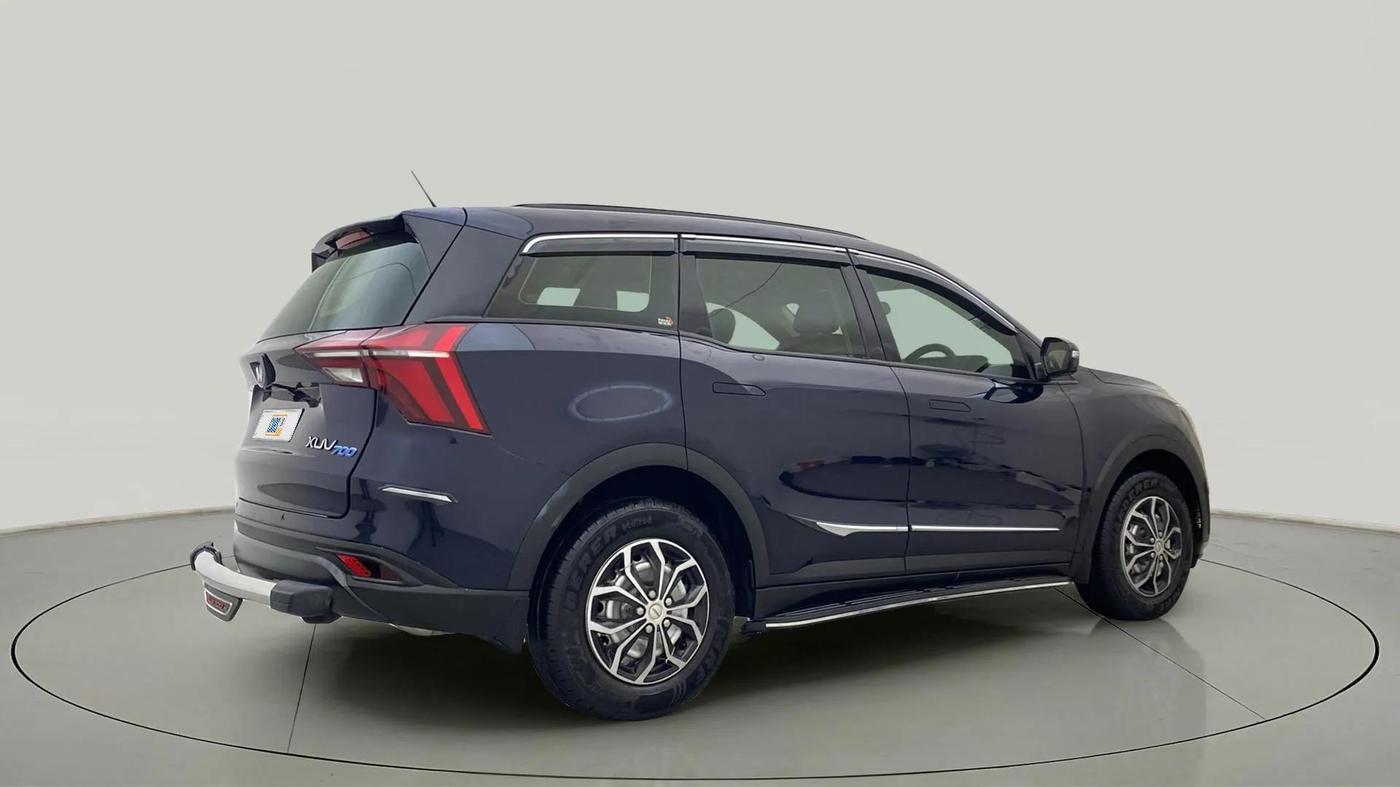 2023 Mahindra XUV700 MX P MT 5 STR, Petrol, Manual, 8,552 km, Right Back Diagonal
