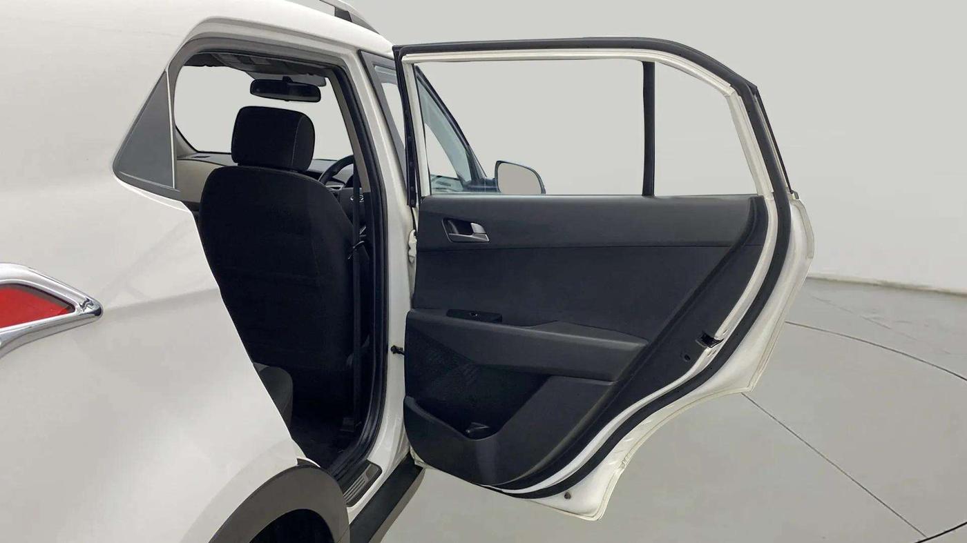 2015 Hyundai Creta SX PLUS 1.6 PETROL, Petrol, Manual, 58,843 km, RHS Rear Door