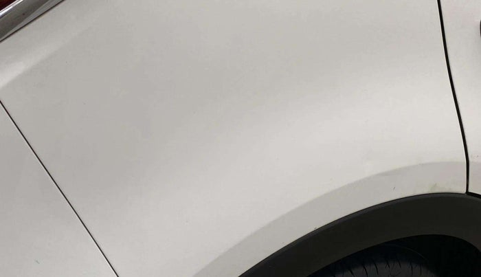 2015 Hyundai Creta SX PLUS 1.6 PETROL, Petrol, Manual, 58,731 km, Right quarter panel - Paint has minor damage