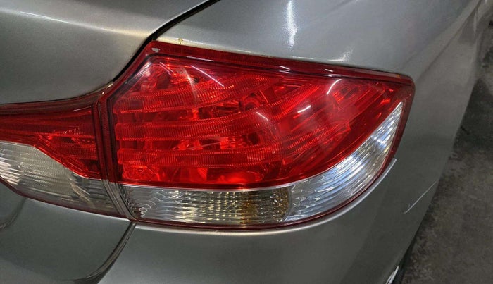 2020 Maruti Ciaz SIGMA 1.5 SHVS MT  PETROL, Petrol, Manual, 77,013 km, Right tail light - < 2 inches,no. = 2