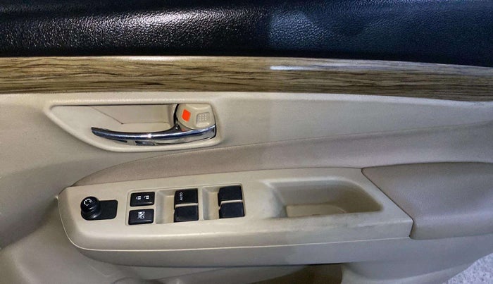 2020 Maruti Ciaz SIGMA 1.5 SHVS MT  PETROL, Petrol, Manual, 77,013 km, Driver Side Door Panels Control