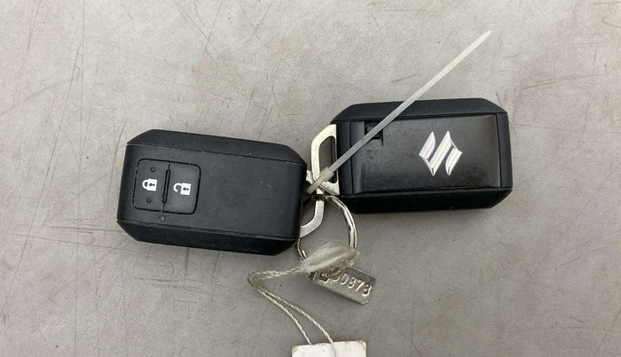 2021 Maruti Baleno ZETA PETROL 1.2, Petrol, Manual, 40,067 km, Key Close Up