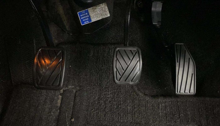2021 Maruti Baleno ZETA PETROL 1.2, Petrol, Manual, 40,067 km, Pedals