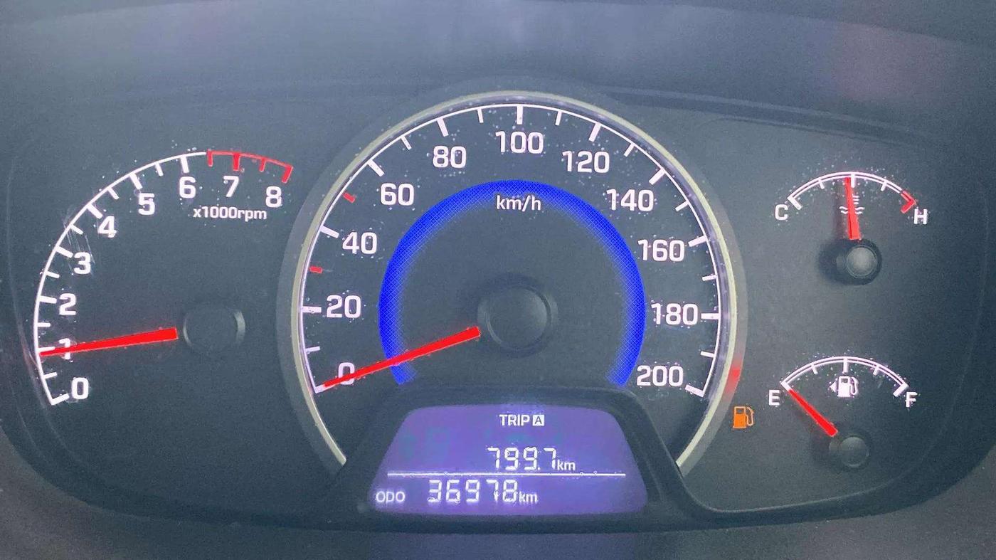 2017 Hyundai Grand i10 SPORTZ (O) 1.2 KAPPA VTVT, Petrol, Manual, 36,676 km, Odometer Image