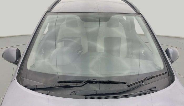 2017 Hyundai Grand i10 SPORTZ (O) 1.2 KAPPA VTVT, Petrol, Manual, 36,976 km, Front Windshield
