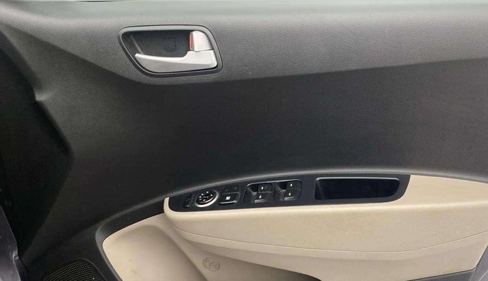 2017 Hyundai Grand i10 SPORTZ (O) 1.2 KAPPA VTVT, Petrol, Manual, 36,976 km, Driver Side Door Panels Control