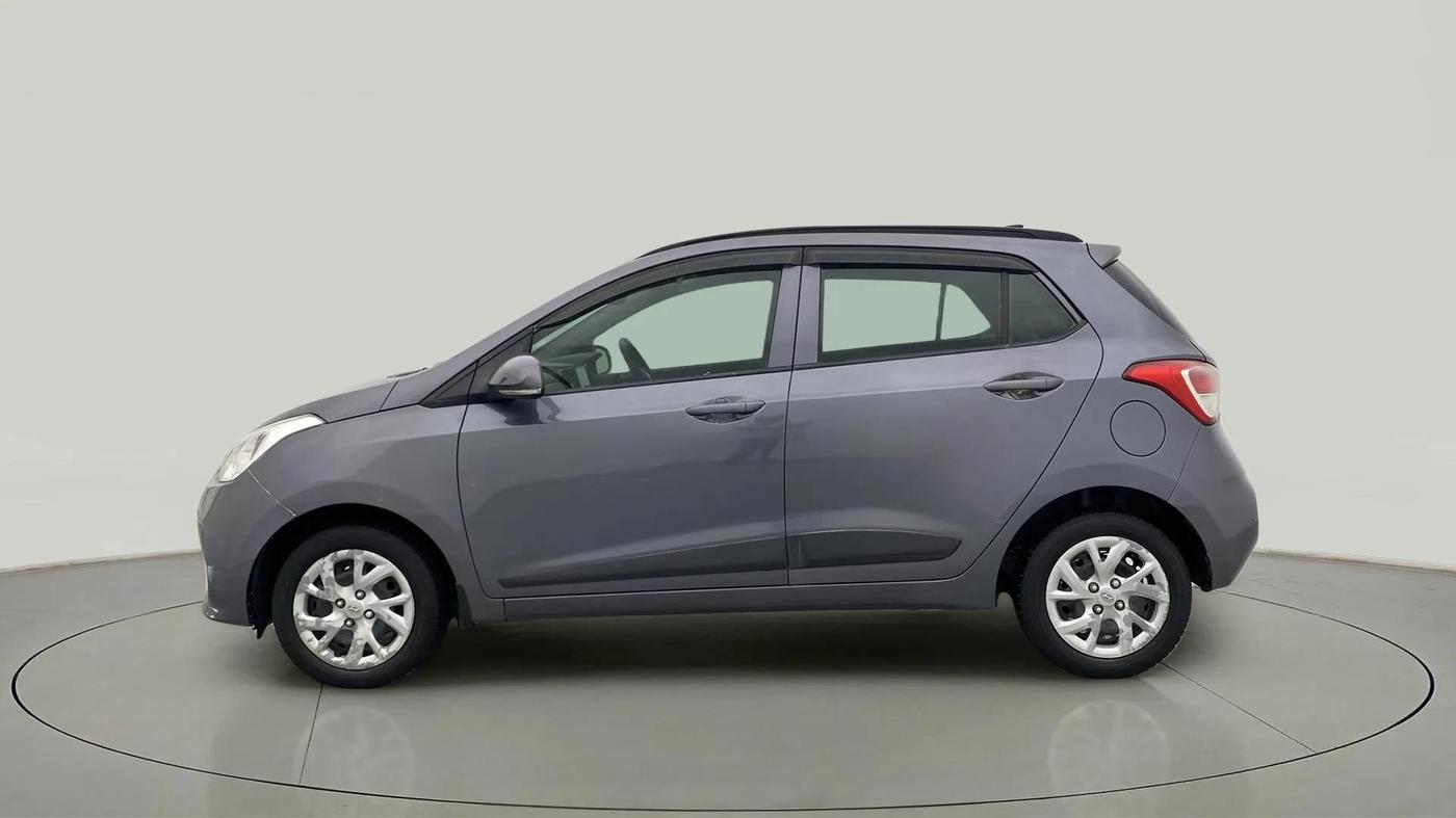 2017 Hyundai Grand i10 SPORTZ (O) 1.2 KAPPA VTVT, Petrol, Manual, 36,676 km, Left Side