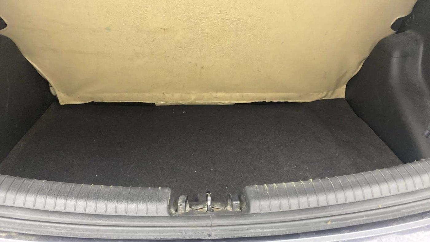 2017 Hyundai Grand i10 SPORTZ (O) 1.2 KAPPA VTVT, Petrol, Manual, 36,676 km, Boot Inside