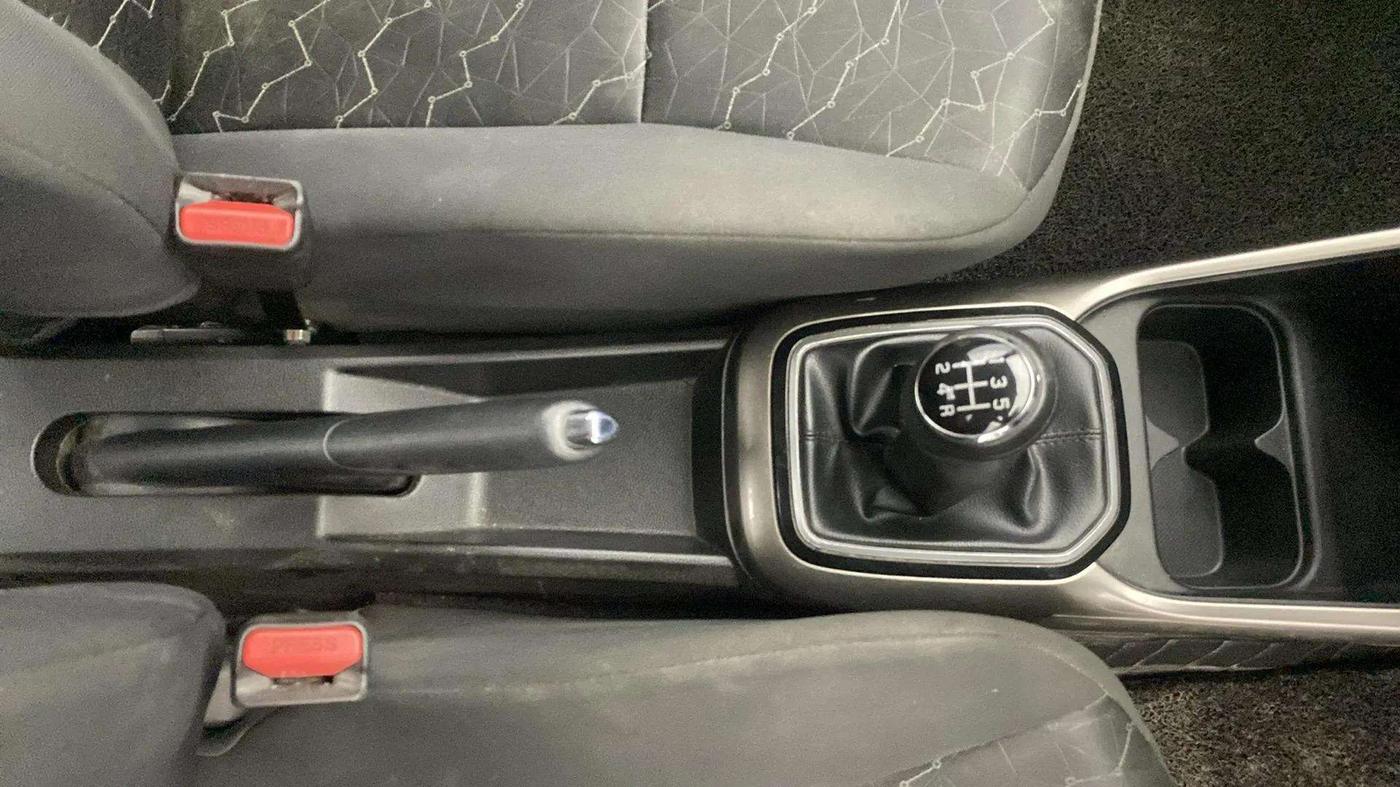 2019 Maruti IGNIS ZETA 1.2, Petrol, Manual, 12,710 km, Gear Lever