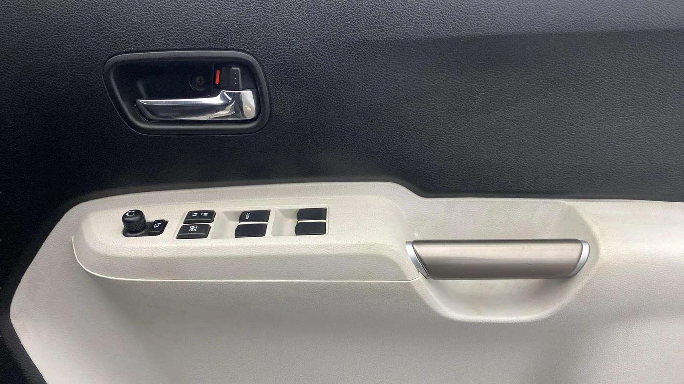 2019 Maruti IGNIS ZETA 1.2, Petrol, Manual, 12,710 km, Driver Side Door Panels Control