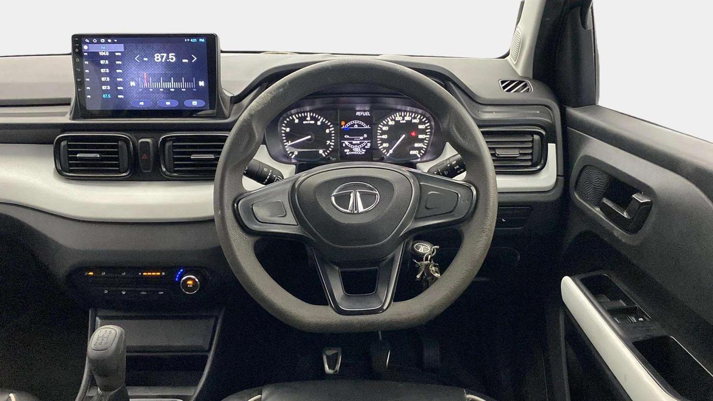 2022 Tata PUNCH PURE MT, CNG, Manual, 43,794 km, Steering Wheel Close Up