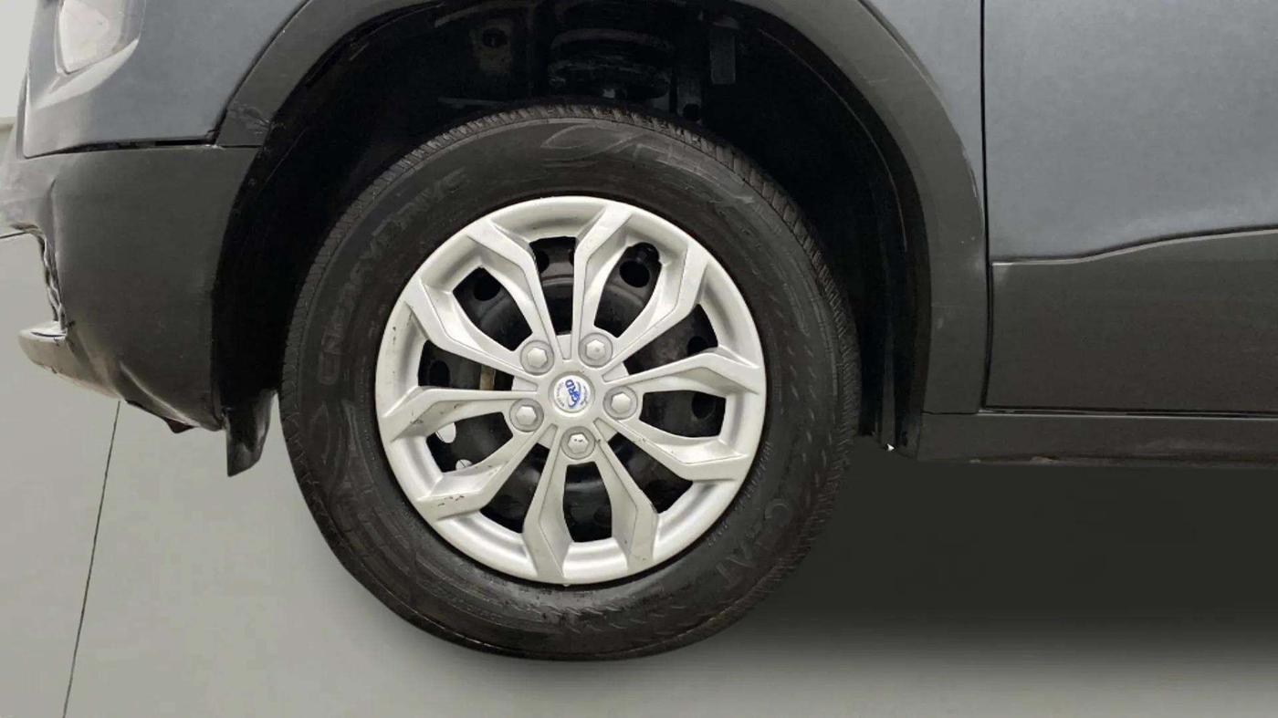 2022 Tata PUNCH PURE MT, CNG, Manual, 43,794 km, Left Front Wheel