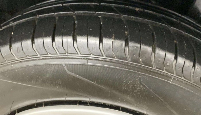 2022 Tata PUNCH PURE MT, CNG, Manual, 43,690 km, Right Rear Tyre Tread