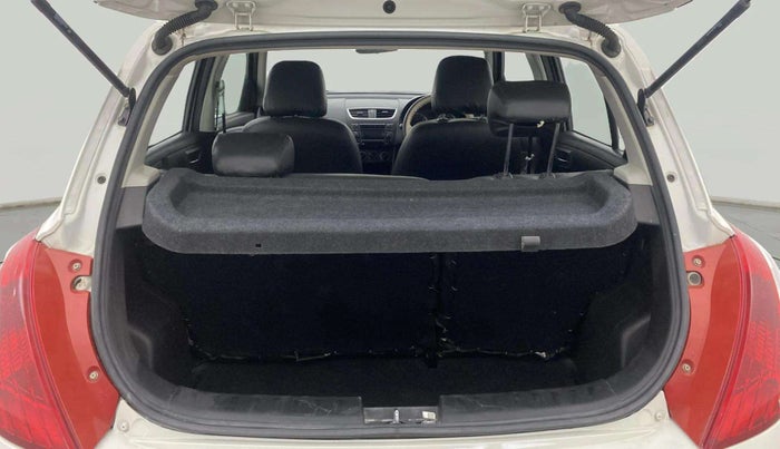 2016 Maruti Swift VXI, Petrol, Manual, 39,570 km, Boot Open Zoomed View