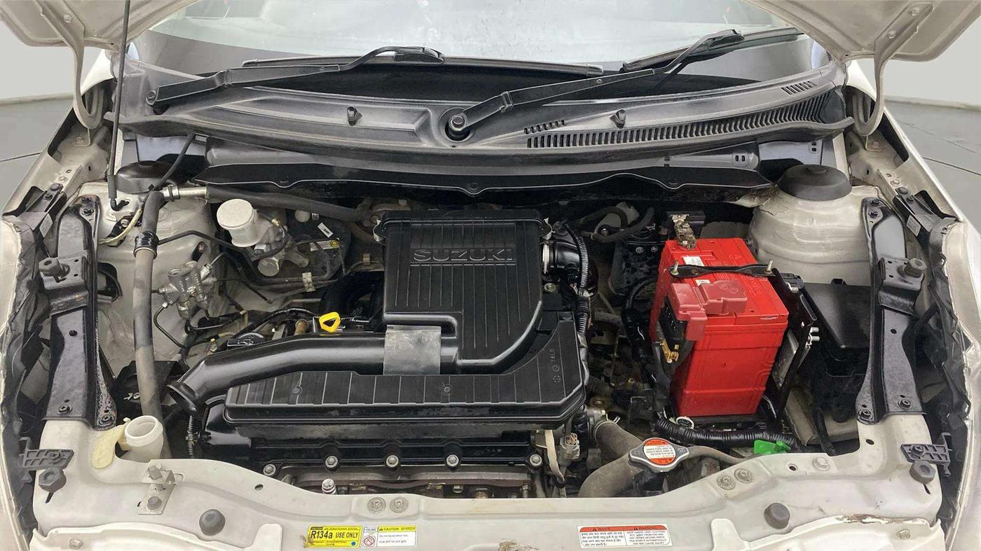 2016 Maruti Swift VXI, Petrol, Manual, 39,570 km, Engine View