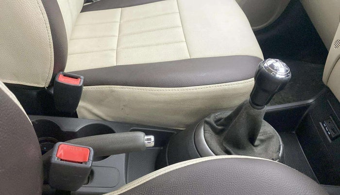 2013 Hyundai i20 SPORTZ 1.2, Petrol, Manual, 37,522 km, Gear Lever