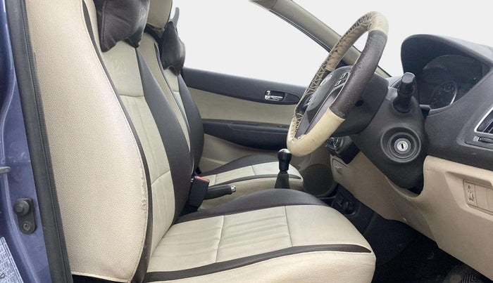 2013 Hyundai i20 SPORTZ 1.2, Petrol, Manual, 37,522 km, Right Side Front Door Cabin