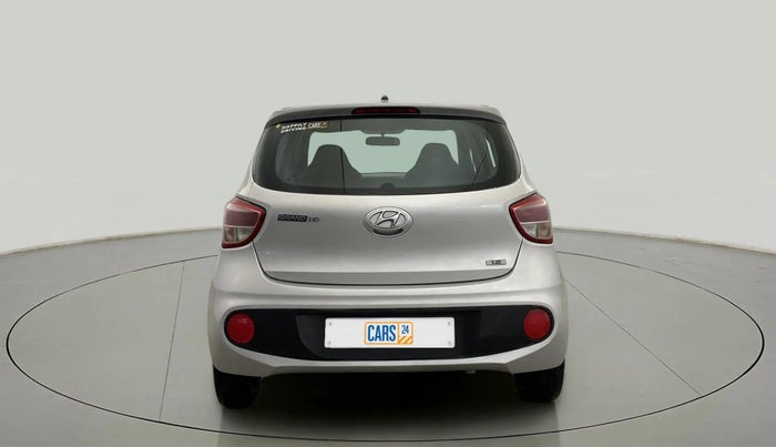 2017 Hyundai Grand i10 MAGNA 1.2 KAPPA VTVT, Petrol, Manual, 30,946 km, Back/Rear