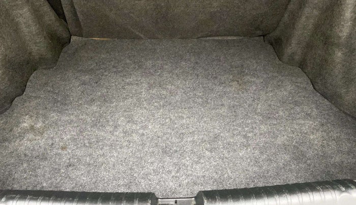2014 Honda Amaze 1.2L I-VTEC S, Petrol, Manual, 62,186 km, Boot Inside