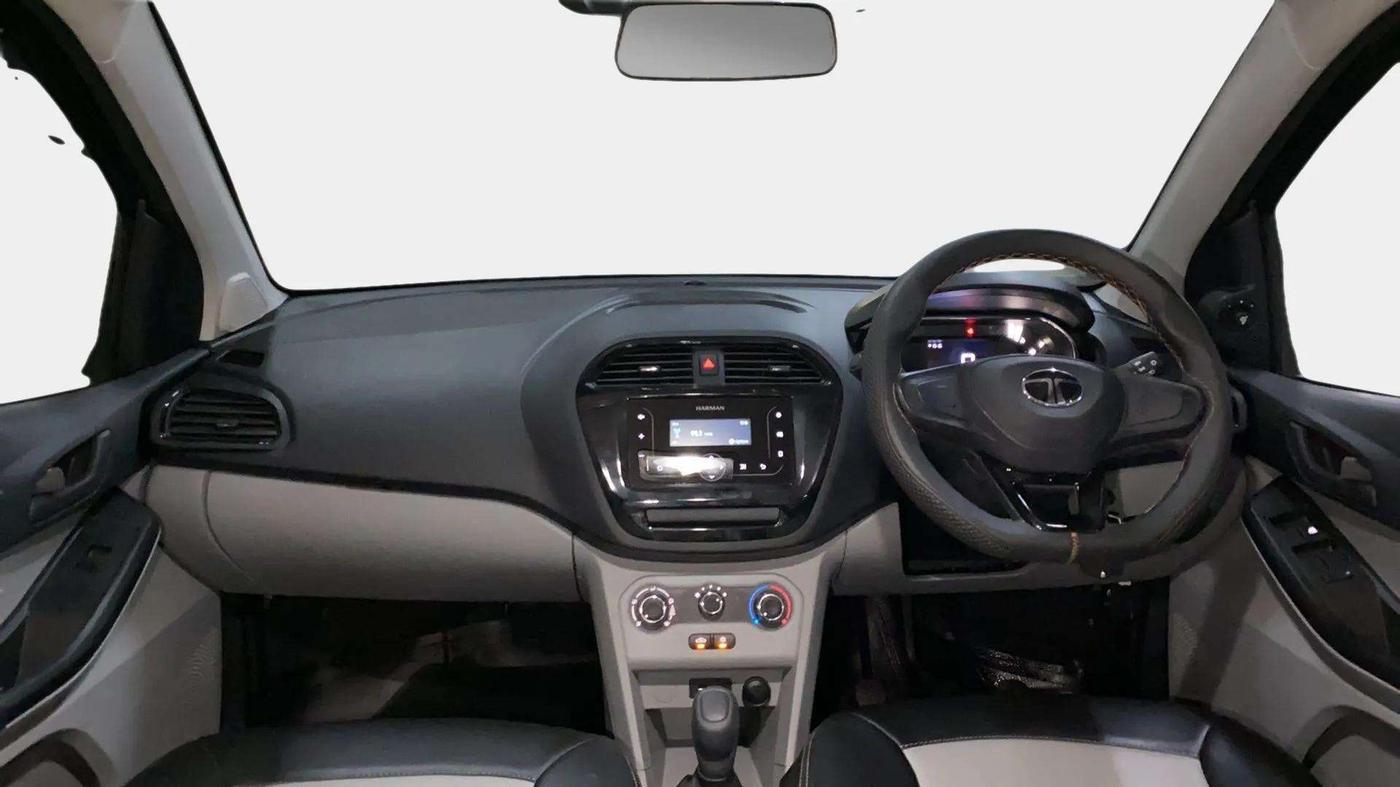 2024 Tata Tiago XM PETROL, Petrol, Manual, 3,309 km, Dashboard
