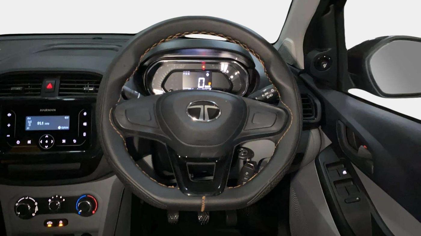 2024 Tata Tiago XM PETROL, Petrol, Manual, 3,309 km, Steering Wheel Close Up